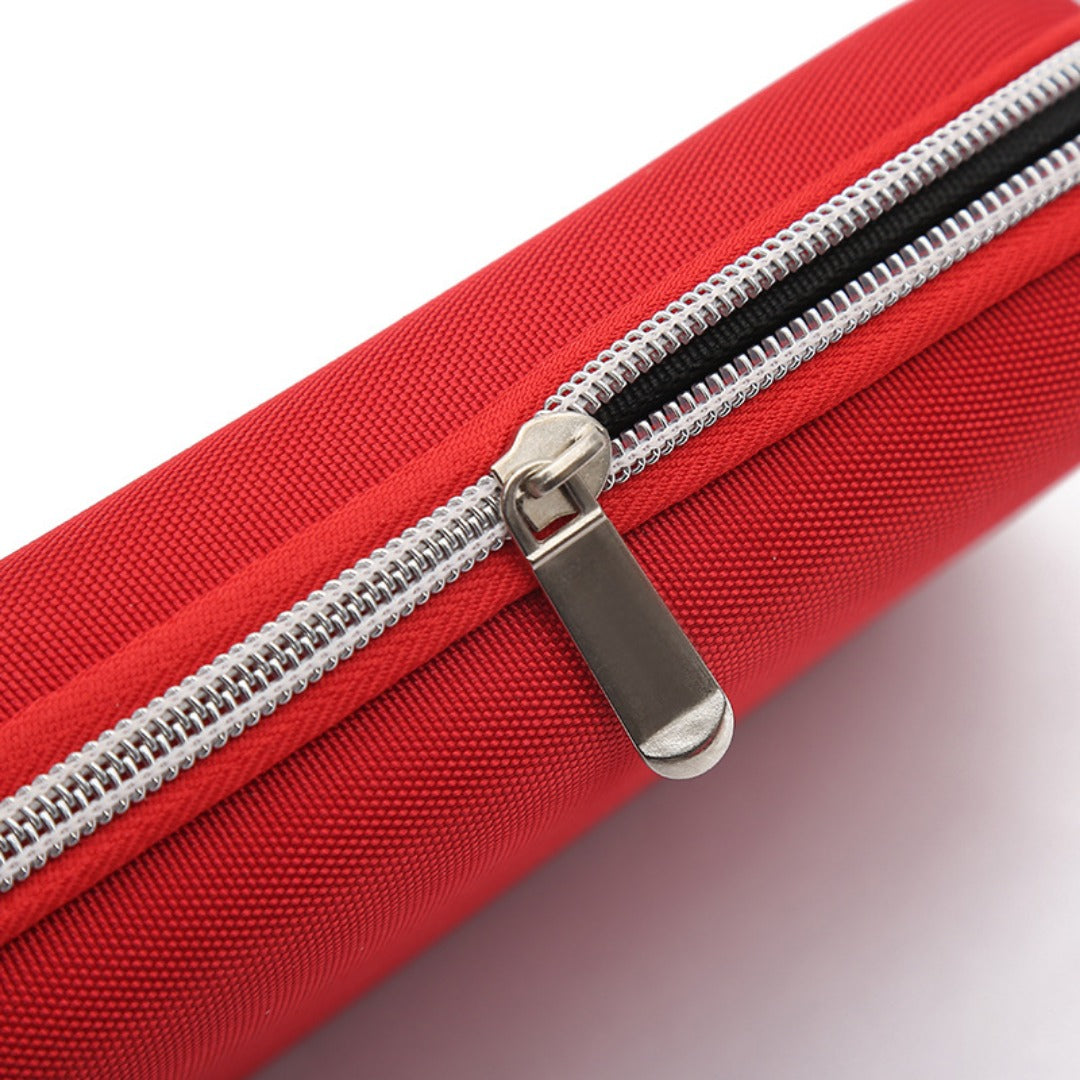Family travel first aid organizer in red - view 7