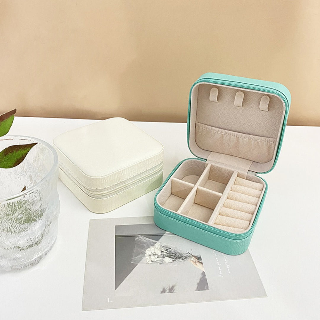 Compact travel jewelry organizer case - view 3