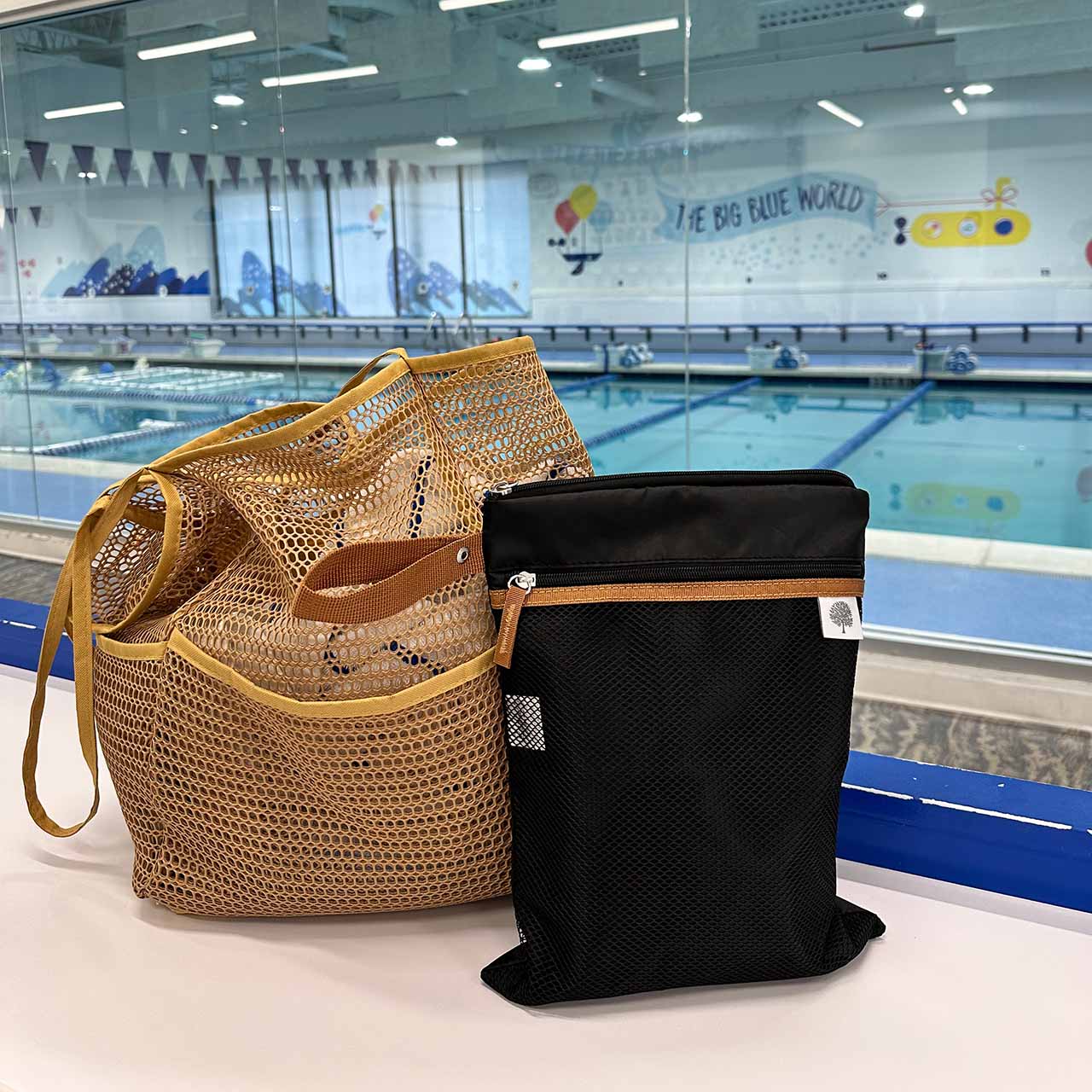 Wet Dry Bag for Family Travel